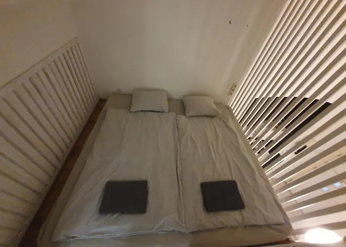 Nuka With Ac Appartement *